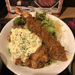 伊蔵 - ②自家製チキン南蛮&大海老フライ