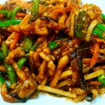 中国家庭料理 大福元 - ピリッと酸っぱ辛い 魚香肉絲