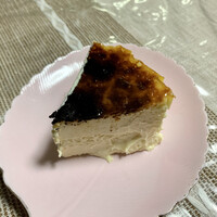 アカ - BLANCA BASQUE CHEESECAKE(プレーン)