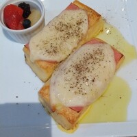BISTRO FAVORI 代官山 - 