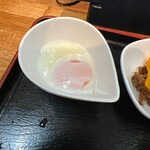 大洋うどん 鯖寿司 - 温泉卵
