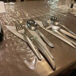 はり重 グリル - テーブル①