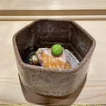 すし宮川  - めじ鮪漬け藁焼き、山山葵生姜玉