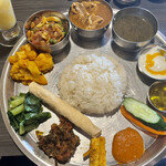 ネパール民族料理 アーガン - アーガンスペシャルタカリセット　¥1350