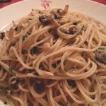 銀座イタリー亭 - アサリと大葉のスパゲティの大盛り　2013.3