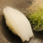 木挽町 とも樹 - 小田原の障泥烏賊。三日寝かせてネットリ感を演出