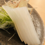 木挽町 とも樹 - 見た目は障泥烏賊ですが、小田原の剣先イカ。朝獲れの1キロの超大物