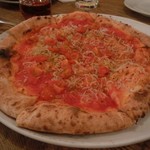 CAFE RIGOLETTO - Pizza Cicinieｌli(チチニエッリ）しらすのピッツァ