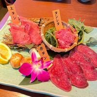 和牛焼肉 神楽坂 牛ます - 