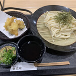 Sanuki Udon Isozaki - ざるうどん＋とり天　
                        600円＋230円＋税