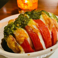 Nubia - トマトとモッツァレラチーズのオーブン焼き