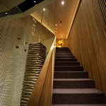 北新地 すがはら - 水が流れるエントランス