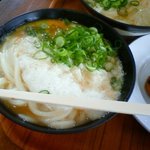 山越うどん - 釜上げ卵山かけうどん大（2つ玉）　通称　かまたまやま　３５０円