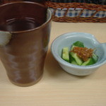 ほかけ船 - 焼酎の湯割りと付き出し