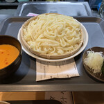 そば処 斜里 - 「冷たい坦々ごま汁うどん」870円「大盛り」200円（税込）