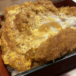 砂場 - カツ丼のアップ