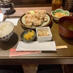 味噌と鮮魚と純米酒 穂 - 鶏の唐揚げ定食