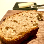 カンテサンス - カリカリに焼かれて旨いですね〜