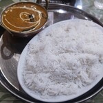 スパイシーシェフ - ネパールサダカナセット＝豆カレー