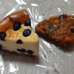 手作りマフィン レフィーユ - ベイクドチーズケーキ、キャラメルナッツタルト　各550円