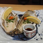 Miyagino Sakana To Akazu No Osushi Sakanaga Sakana - 殻付き牡蠣