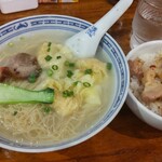 香港麺 新記 - 