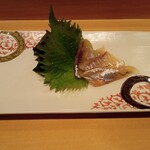 さじ - トビウオ（腰越）昆布〆