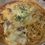 珈琲哲學 - ナスと半熟卵のパスタグラタン　1380円　大盛りプラス250円