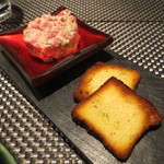 レストラン バカール - 馬肉のタルタル 鉄鍋炊き込みご飯2