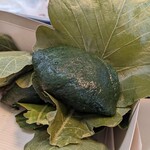 御菓子司 道楽屋 - こちらがよもき！こんな濃いの初めて見た！