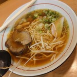 力餅 - 中華そば490円✨いつ頂いても美味しい鶏ガラ＆しょう油ベースのラーメンです♪