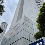 ブリアン - R4.5  ホテル先には都庁が有ります。