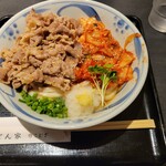 うどん家 こむぎ - 牛キムチぶっかけ(冷)