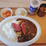 炭火焼肉 肉の匠 ひうち - 黒ビーフカレー900円+ハラミトッピング300円