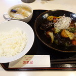 ビストロ茶葉蘭 - 特製バルサミコ酢の酢豚定食