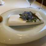 ラ・トゥーエル - ❸稚鮎のフリット、仔牛のクロケット