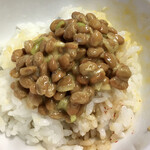 松林堂 - 朝定食B 500円、ご飯に納豆