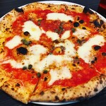 Pizzeria B - 