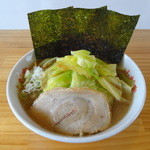 横浜ラーメン 山村家 - 女性に人気！キャベツラーメン！！