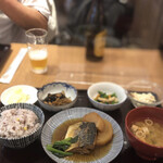 さち福や CAFE - お母さんの煮鯖とやわらか大根煮の定食