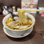 鈴多食堂 - 細い縮れ麺