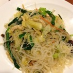 南湖 - 野菜炒めビーフン  ¥680