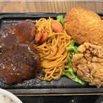 わ楽 - ミニデミハンバーグ、ナポリタン、メンチ、唐揚げ