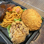 わ楽 - メンチ、唐揚げ