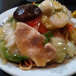 中華料理 多来福 - 五目餡かけカタヤキソバ