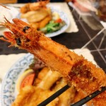 キッチン サカナヤ - いつもと変わらない太ーい有頭海老