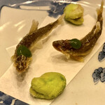 霞町 やまがみ - 揚物 稚鮎 そら豆