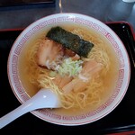 満州ニラら～めんの店 さかえや - うま塩そば