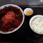 満州ニラら～めんの店 さかえや - 満州ニララーメン（中・辛味増し），中ライス