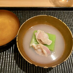 Gouryuu Kubo - うすい豆の豆腐と蛤のお椀